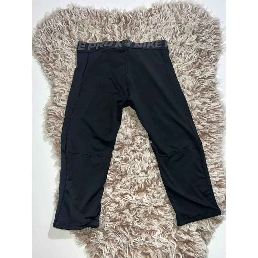 Nike pro kids black compression capris